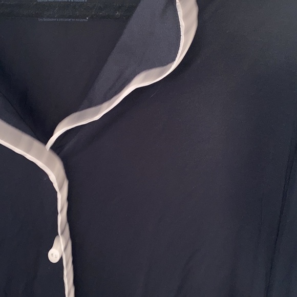 Adore Me pajamas top button down - Picture 3 of 5